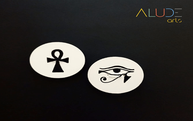 Infinite Traditional iziqhaza