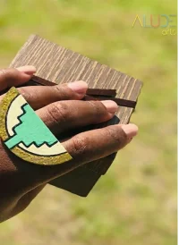 Kunjalo Hand Ring